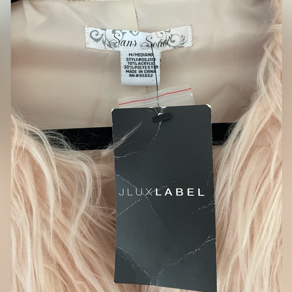 JLux label faux fur coat medium - Picture 4 of 5